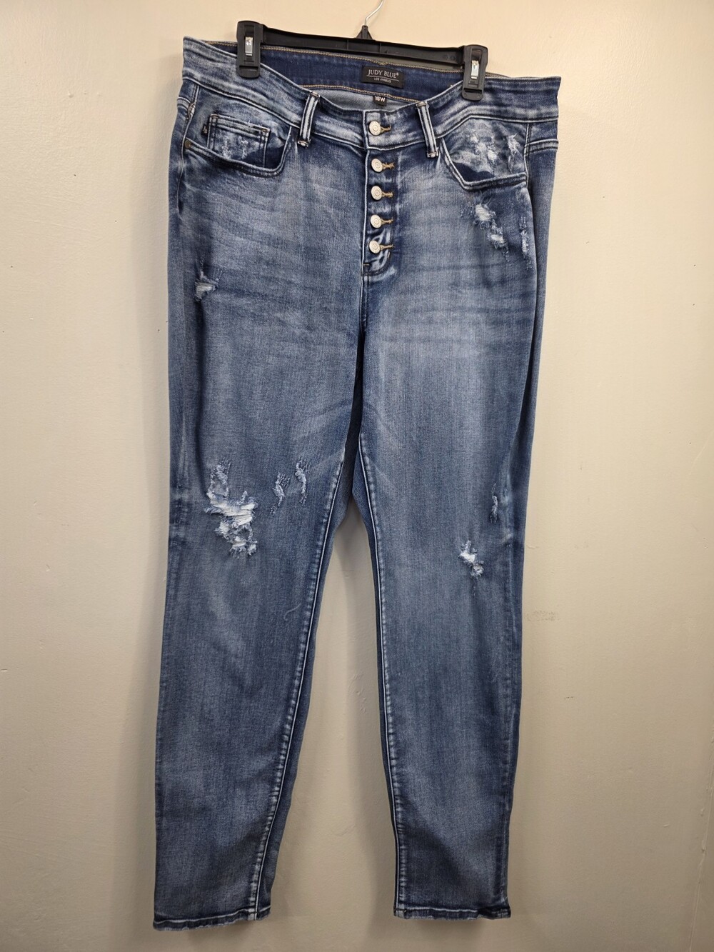 Judy Blue Jeans Womens 18W Boyfriend Fit Distressed Button Fly Stretch Denim Pan